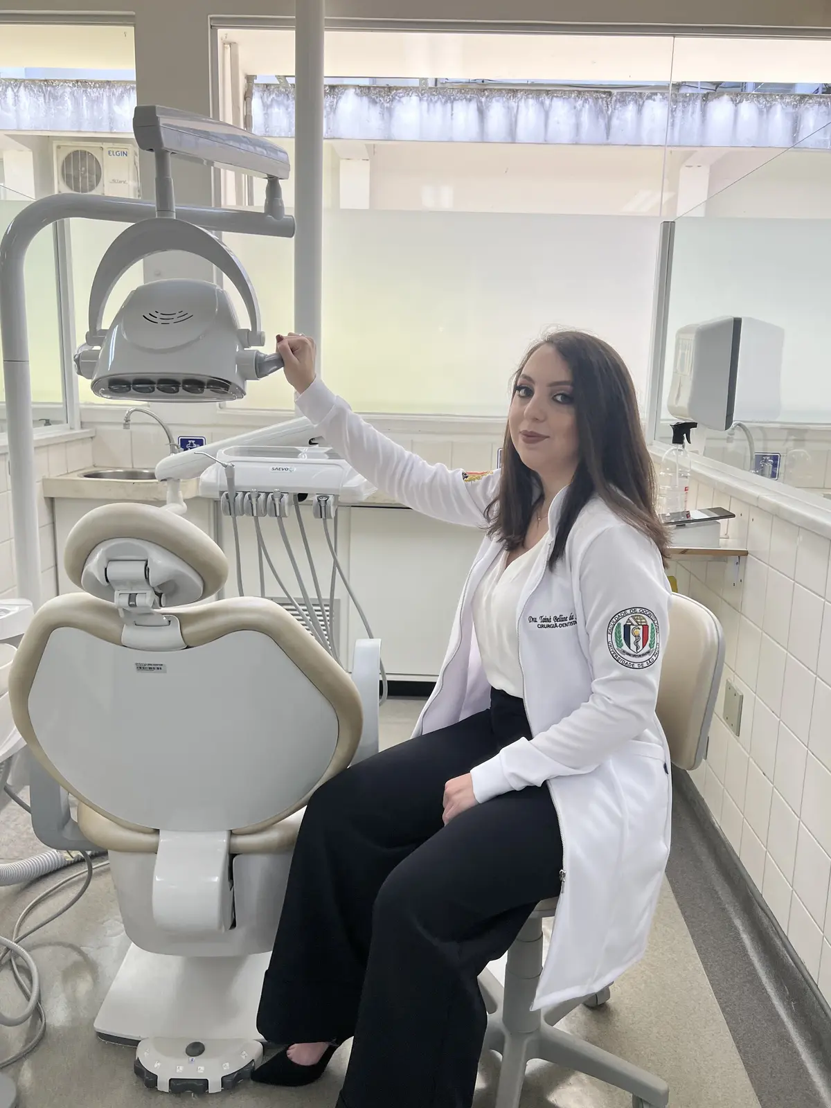 Consultório da Dra. Tainá em Sorocaba, sala de atendimento para sedação consciente